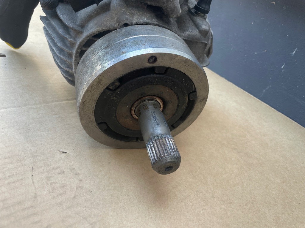 фото №6, Porsche macan 95b распределитель редуктор коробки 95b341010