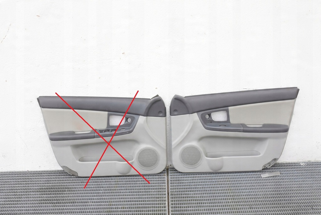 фото №1, Kia cerato обшивка обивка дверь правая перед