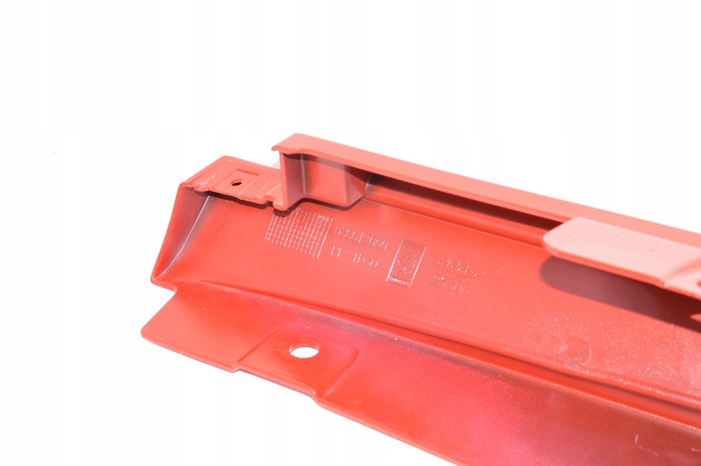 фото №15, Ferrari 488 gtb f154 молдинг порог правая