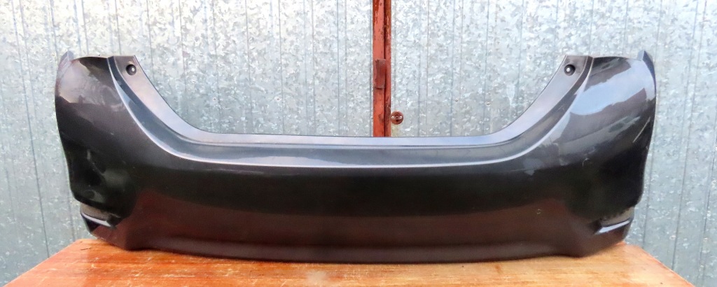 Купити Бампер задній задній toyota corolla e16 седан