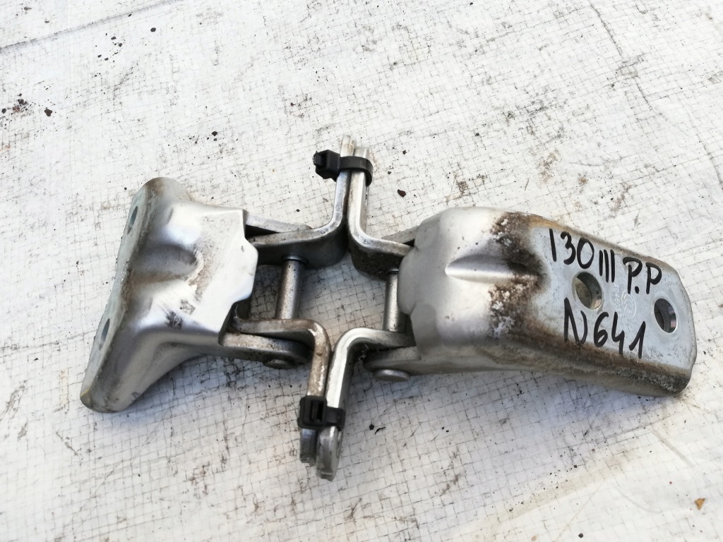 фото №1, Петлі двері правий перед hyundai i30 iii 17- u3s