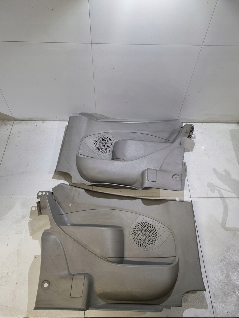 фото №1, Twingo ii обшивка оббивка задня лівий lub правий 3d