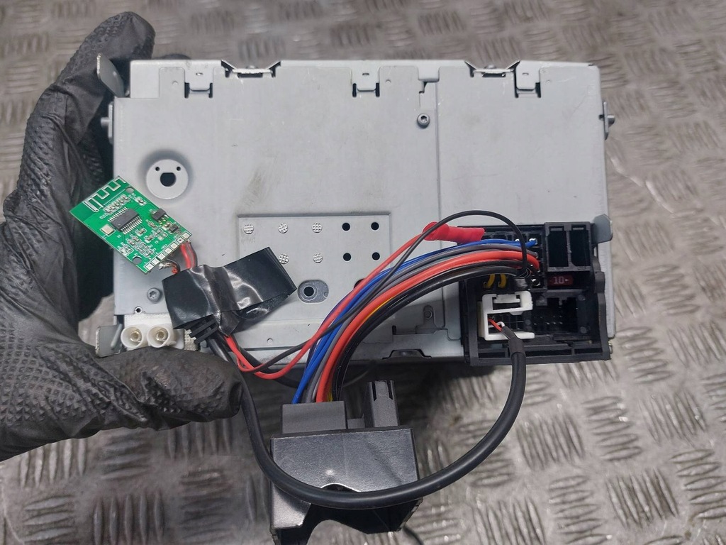 фото №9, Радио проигрыватель + рамка + решётка vw golf v 1k0035186aa 1k0819743b