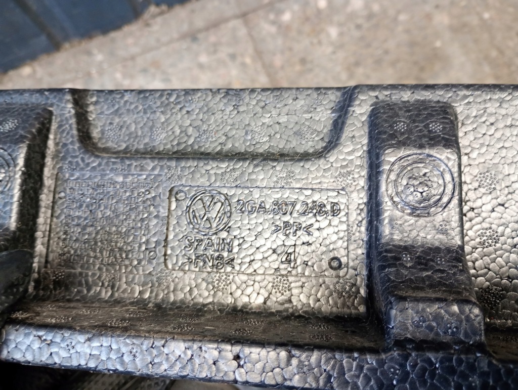 2ga807248d абсорбер бампера передок  vw t-roc 2ga Оригинал