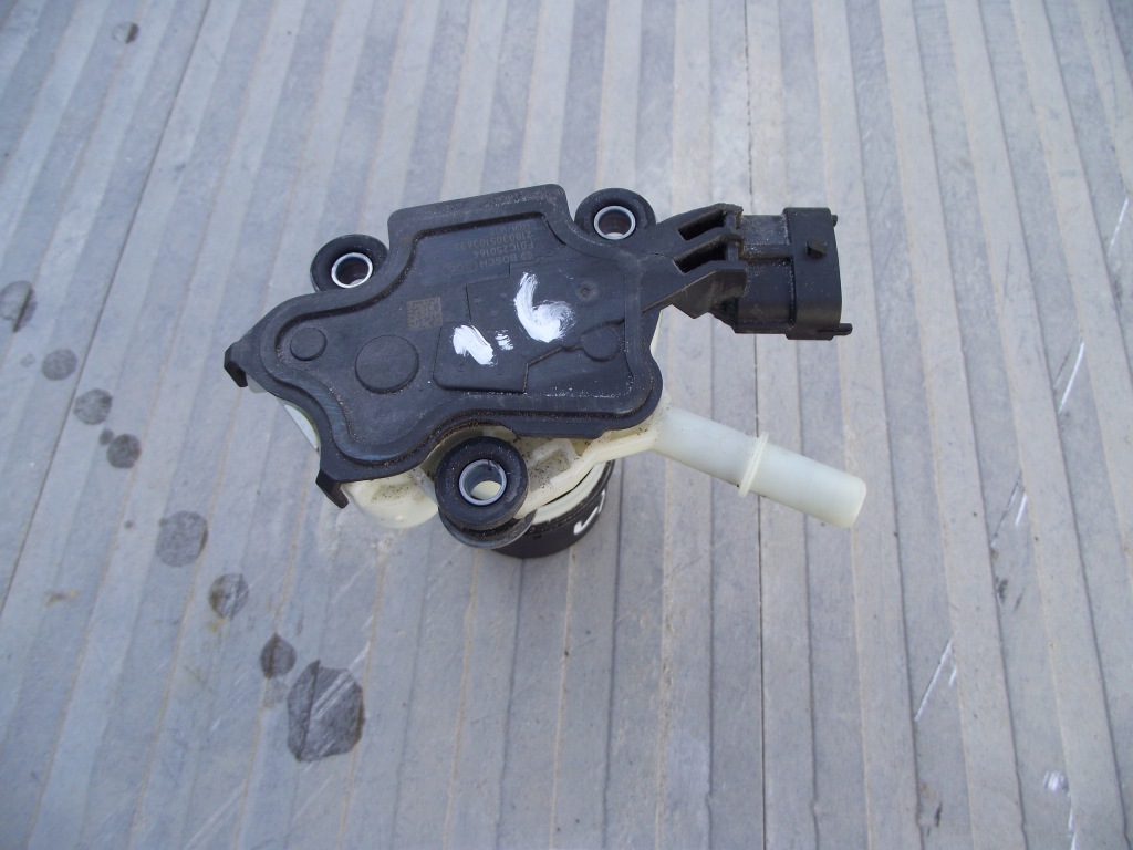 фото №1, Клапан датчик adblue vivaro b trafic iii talento