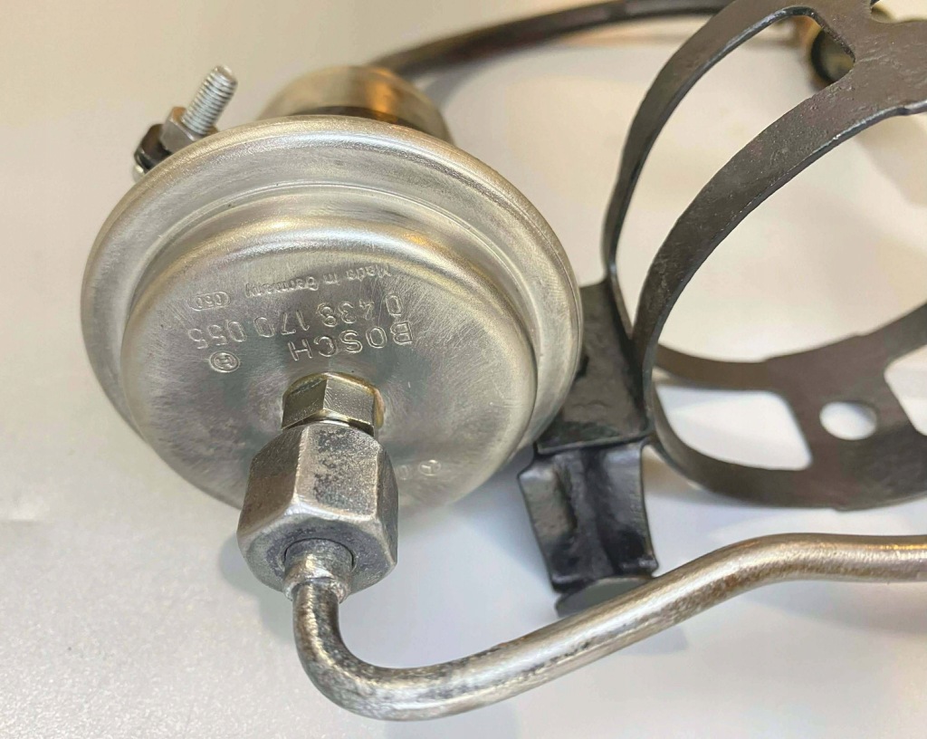 Mercedes-benz w123 r107 w126 акумулятор тиску пального кронштейн 0004760921 Недорого