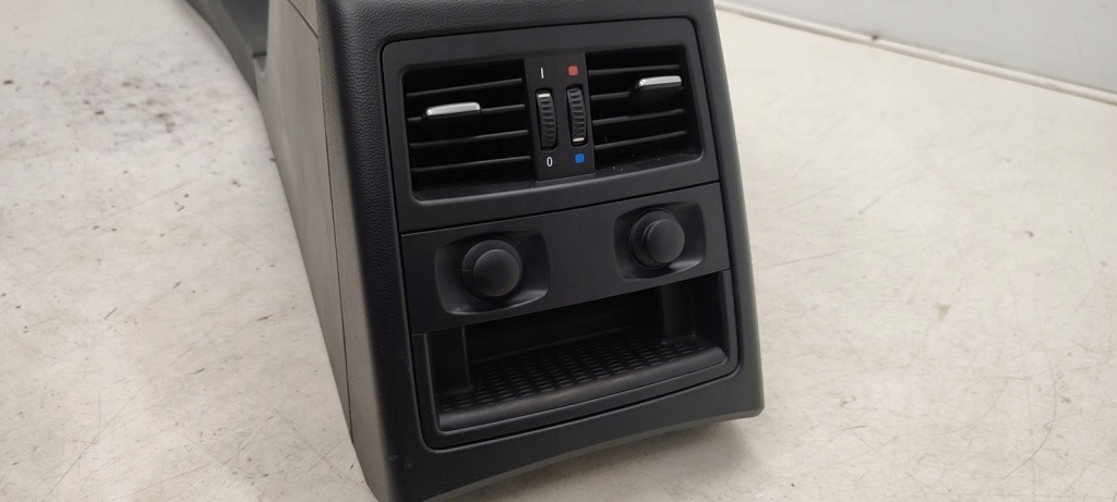 Купити Підлокітник тунель bmw e90 e91 рестайлінг