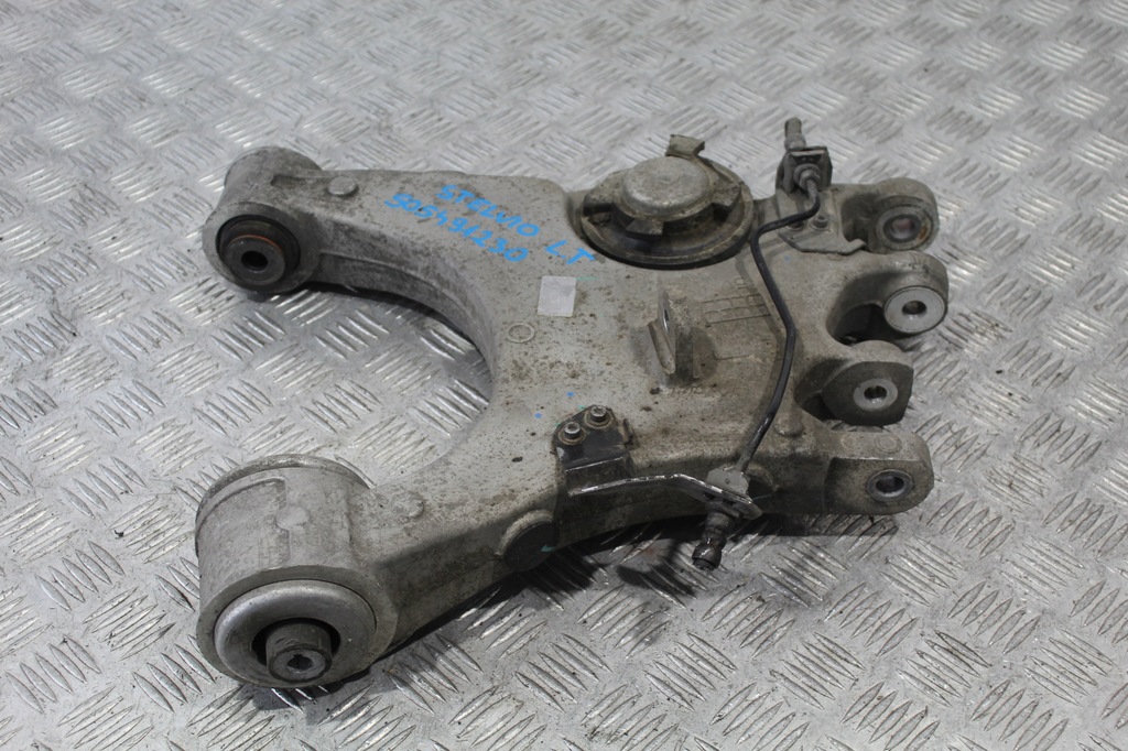 фото №1, Важіль лівий задня stelvio 505491230