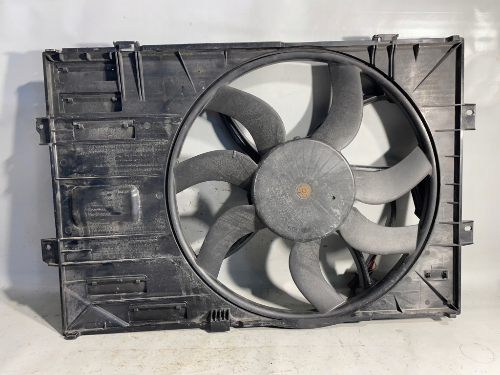 Vw t6 рестайлінг  2.0 tdi 7e0121205h вентилятор оригінал європа в Україні