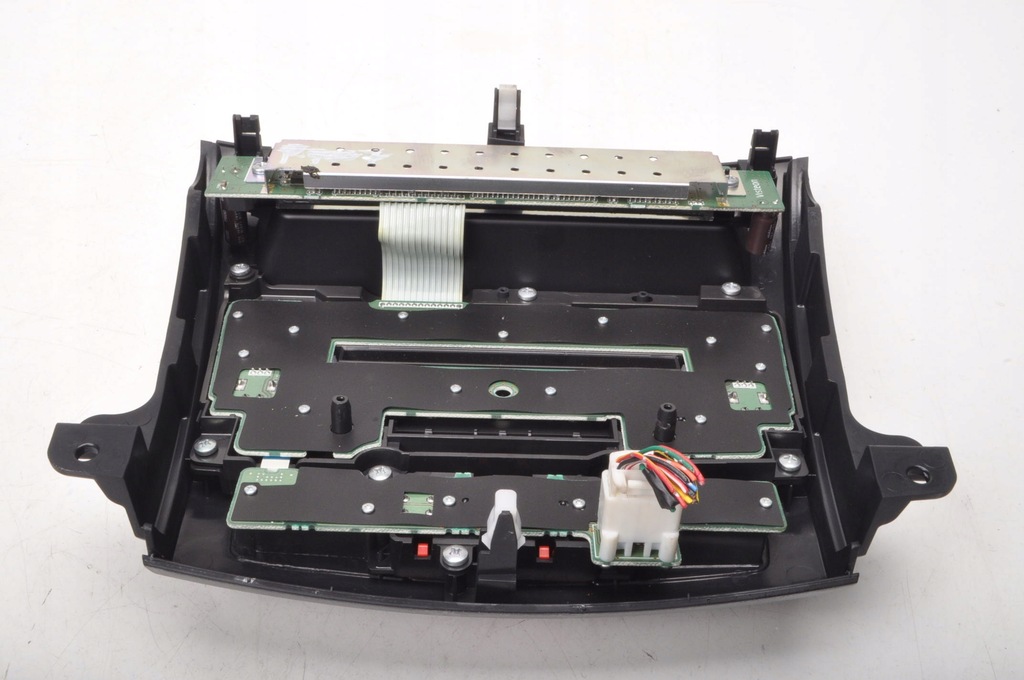 фото №8, Peugeot 4007 панель управление радио средний 8002a139xa