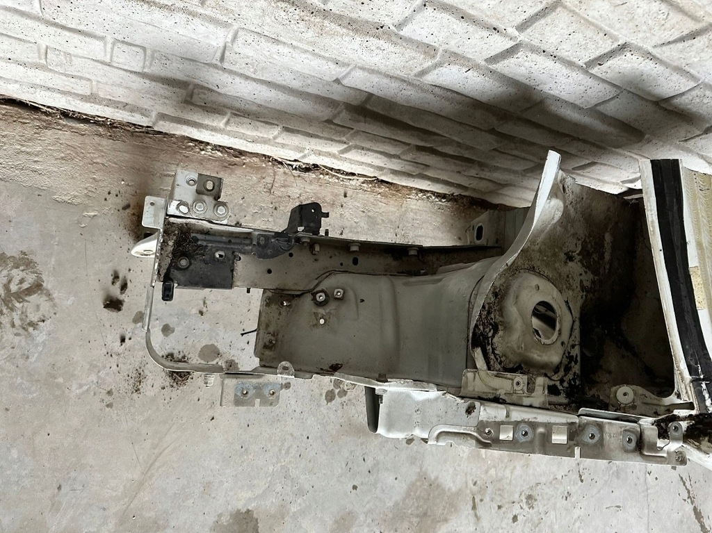 фото №2, Citroen c3 ii четверть левая левый перед