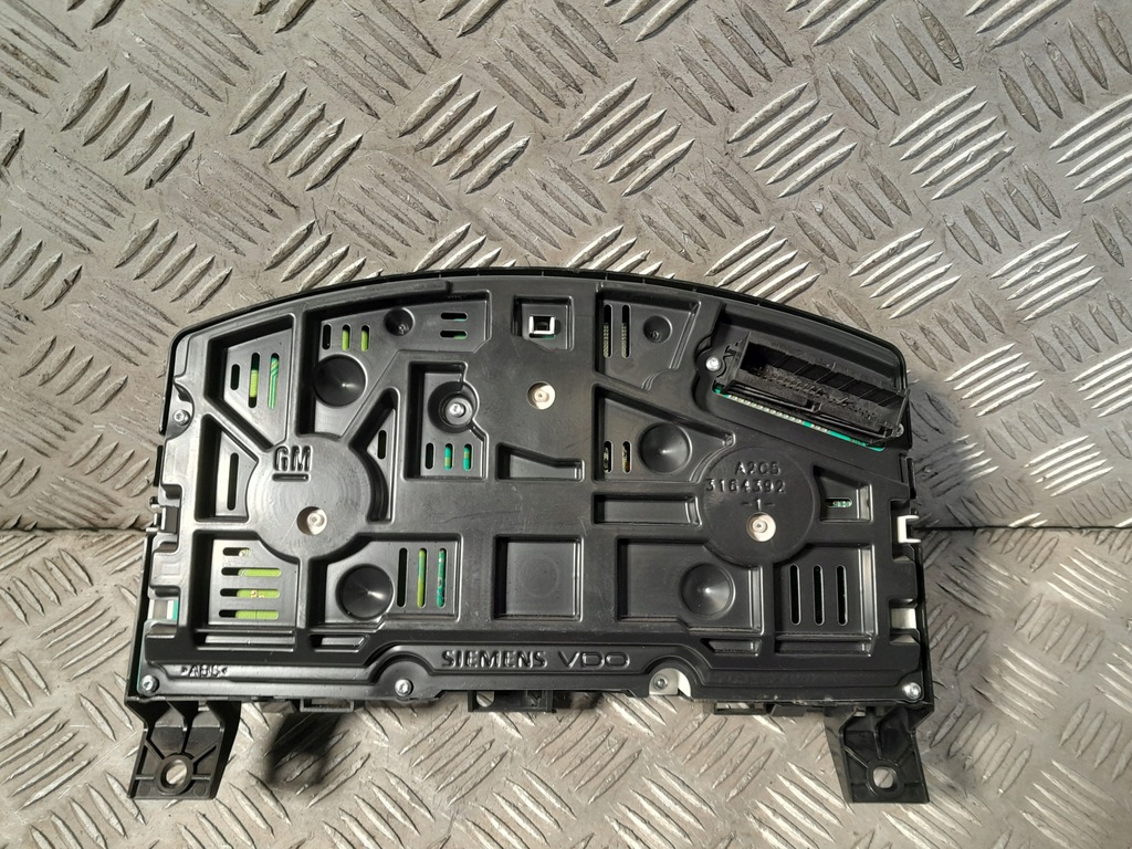 фото №8, Opel zafira b счетчик приборы 13225986