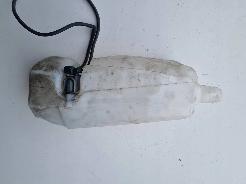 фото №4, Dacia logan i бачок омивача помпа 8200210002 04-09 r