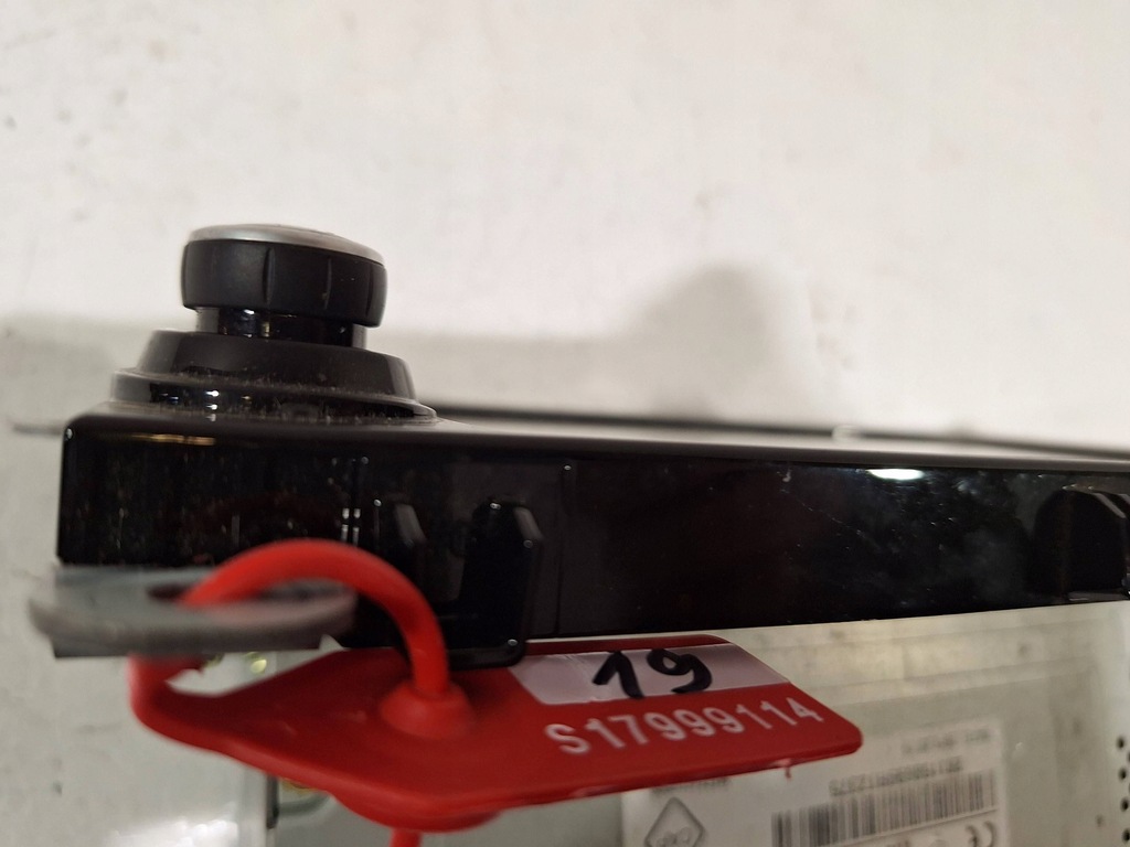 фото №2, Радио навигация 281158699r renault clio iv 12-