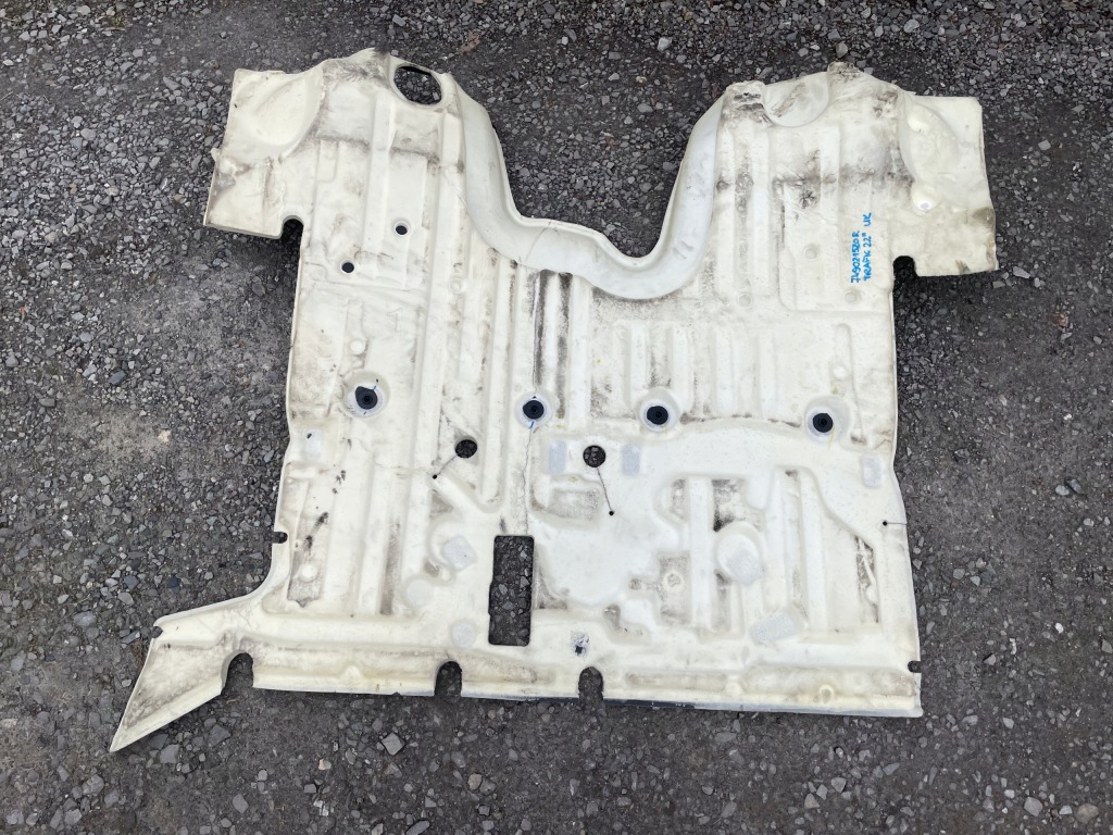 фото №2, Обшивка коврик салона renault trafic iii 22 uk