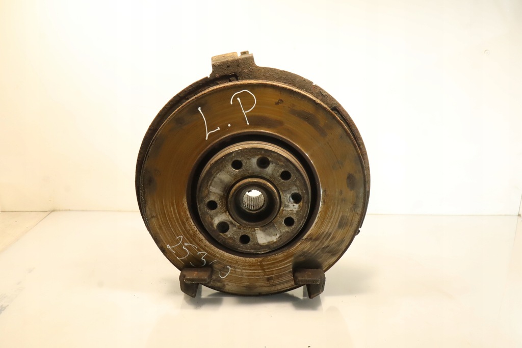 фото №1, Поворотний кулак ступиця лівий перед citroen c5 iii 2.0 16v