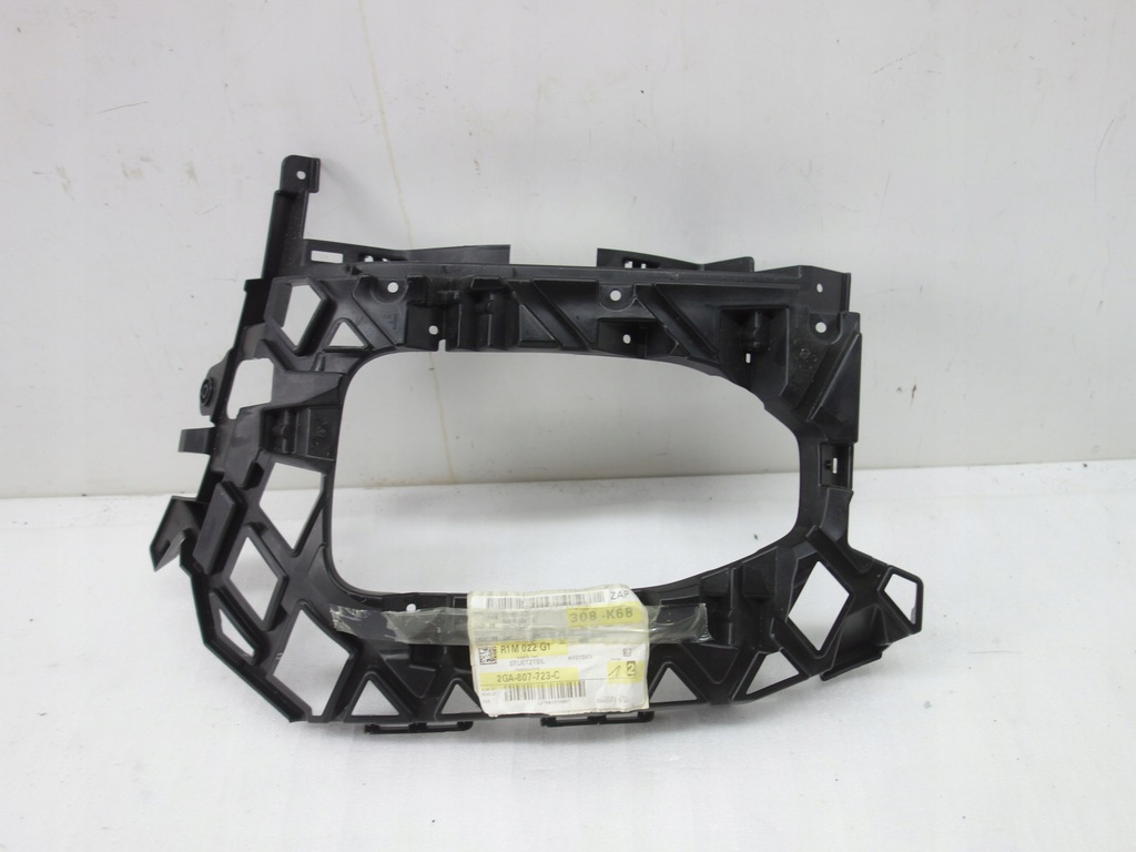 фото №1, Направляющая бампера перед левый vw t-roc 2ga807723c