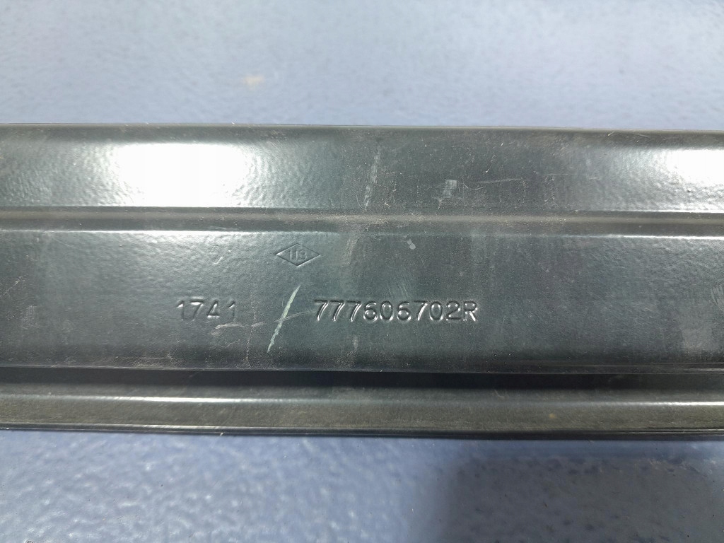 фото №7, Renault express van направляющие дверь боковых раздвижных правое