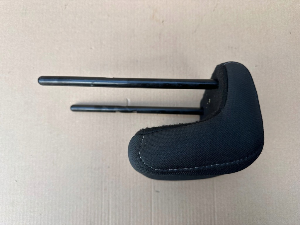 Renault megane iii підголівник задній правий lub лівий білий nić Недорого