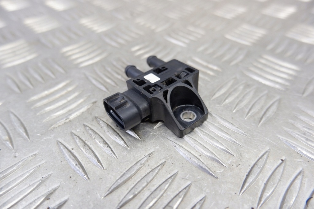 фото №8, Датчик давления dpf toyota yaris _p21_ 89481k0010 1.5l hybrid 85kw 2021