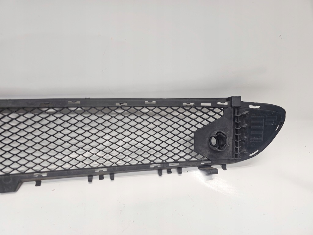 Решётка бампера перед средняя mercedes gla 156 w156 x156 2013 - x156 Цена
