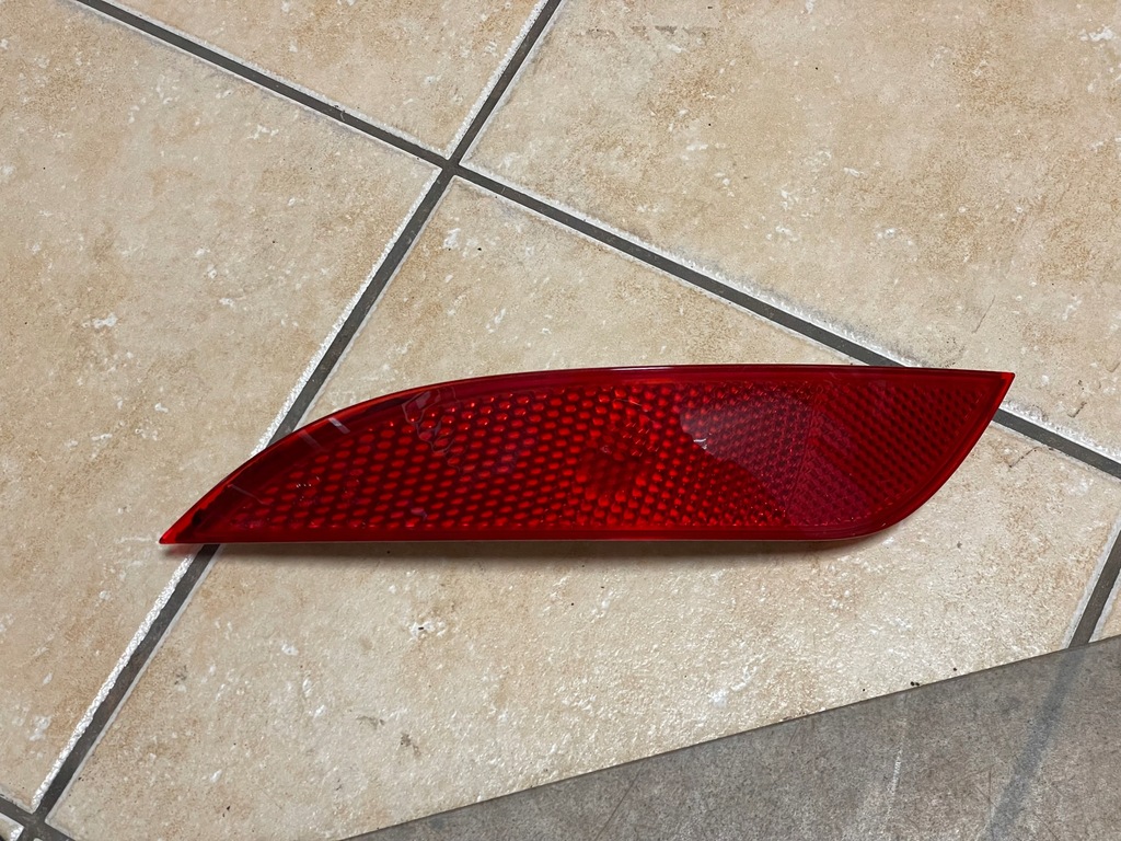 фото №1, Ford оригинальный номер f1eb-13b415-a отражатель бампера focus mk