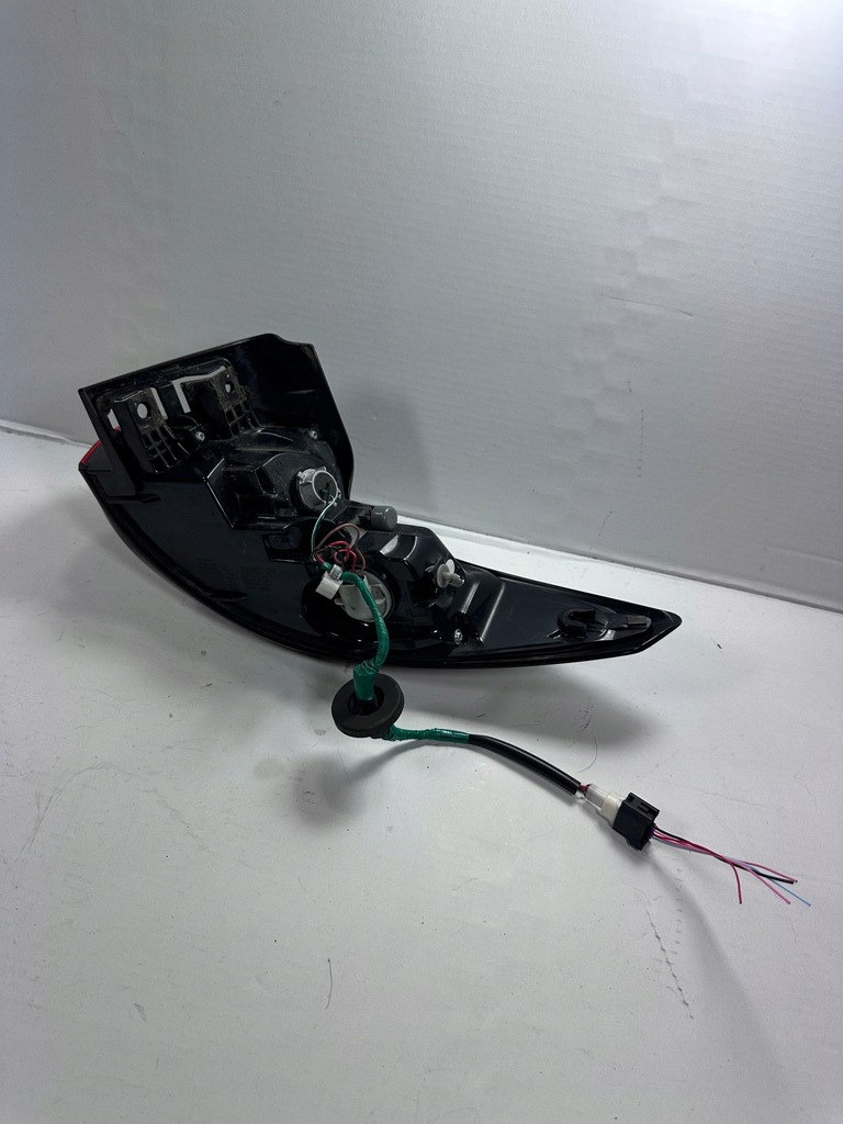 фото №2, Cx-5 ii лампа левая задняя задняя led kb8a51160