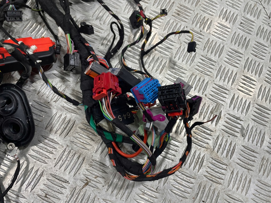 фото №6, Джгут електропроводка обігрівача консолі audi a6 c7 lift