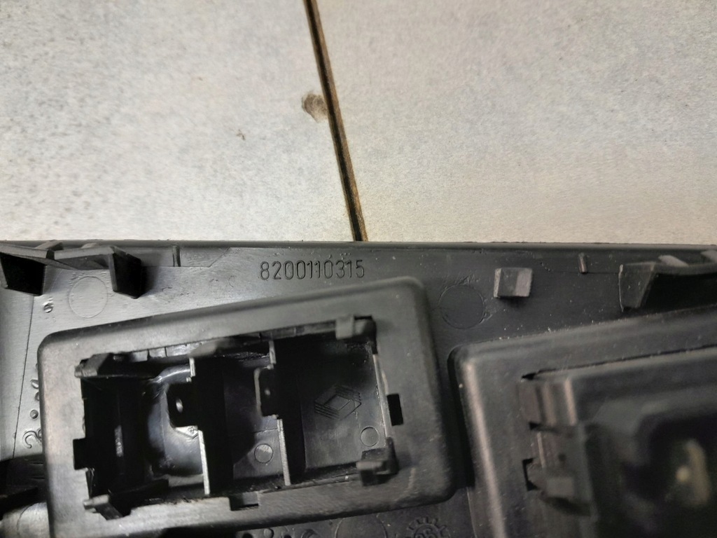 фото №6, Переключатель стекло правый перед master ii 7700351693