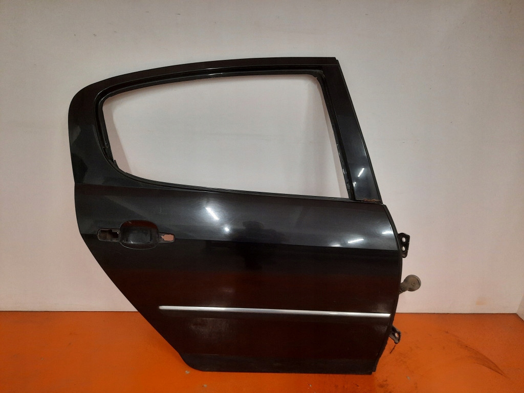фото №1, ### peugeot 407 1.6 hdif 04-10 16v двері задня праве exld