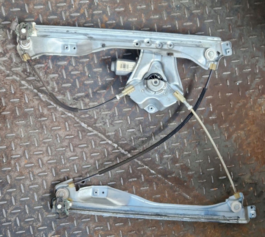 фото №4, Підйомник електричний лівий перед clio iii kombi