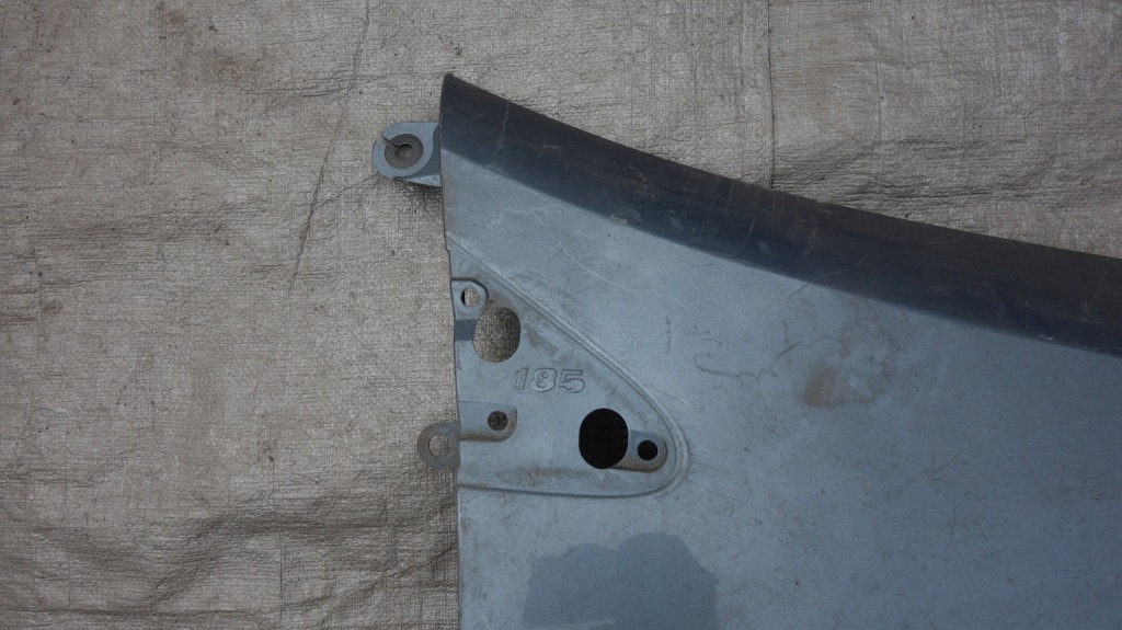 Крыло  правый  renault clio 3 185 Цена