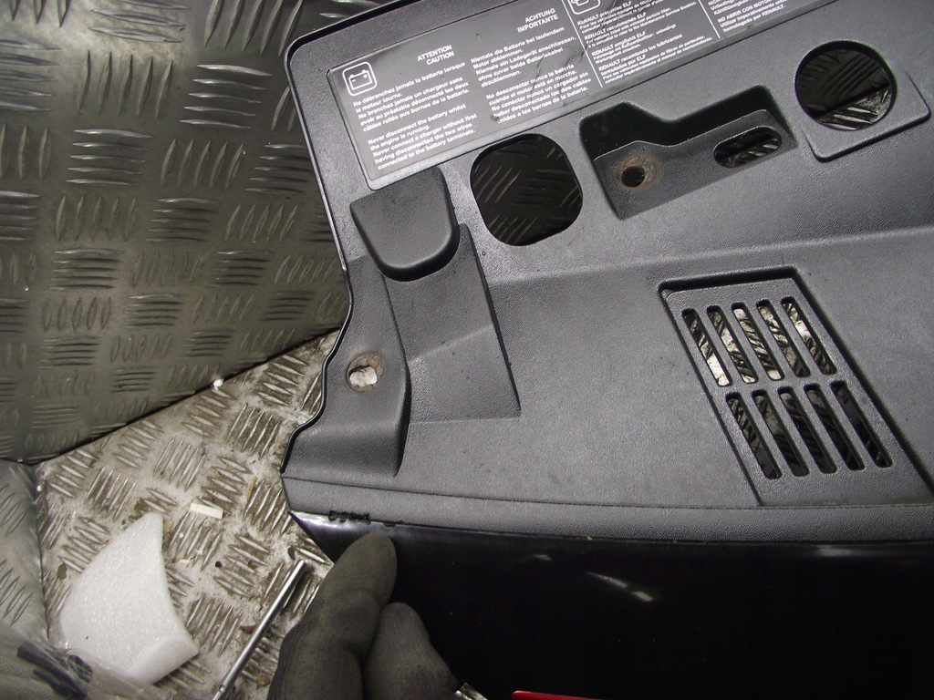 фото №9, Решітка радіатора решітка радіатора емблема clio iv 4 15r