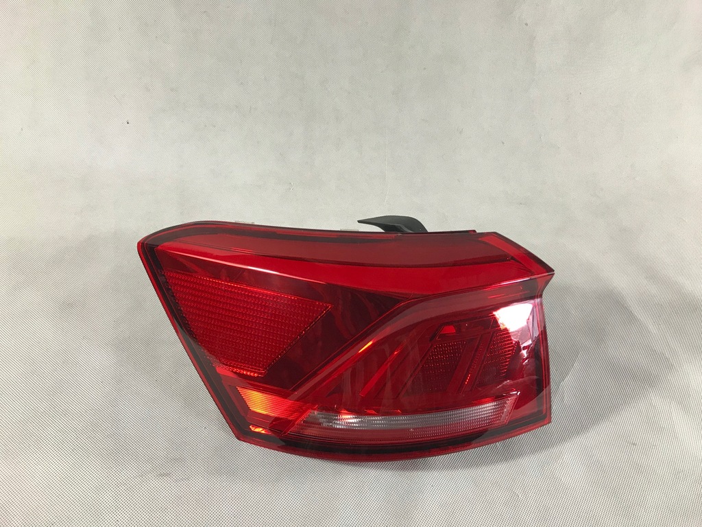 фото №3, Vw t-roc cabrio 18- лампа задня ліва led 2gc945095