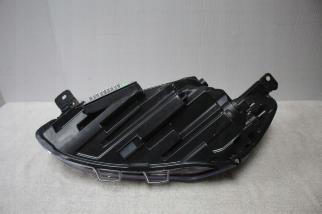 Фара правый  перед ford focus mk4 full led Оригинал