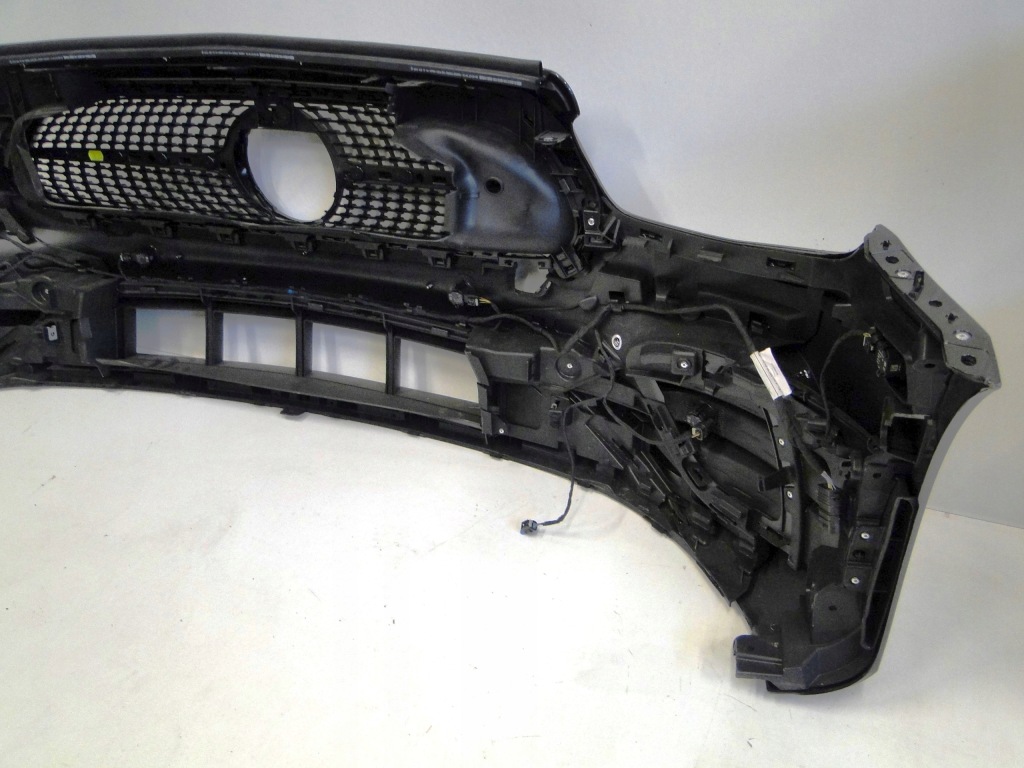 Mercedes бампер передній e klasa 213 w213 a2138857504 pts amg рестайлінг Оригінал