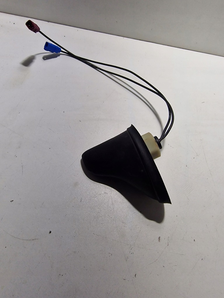 фото №1, Плавник rekin антенна gps scania r