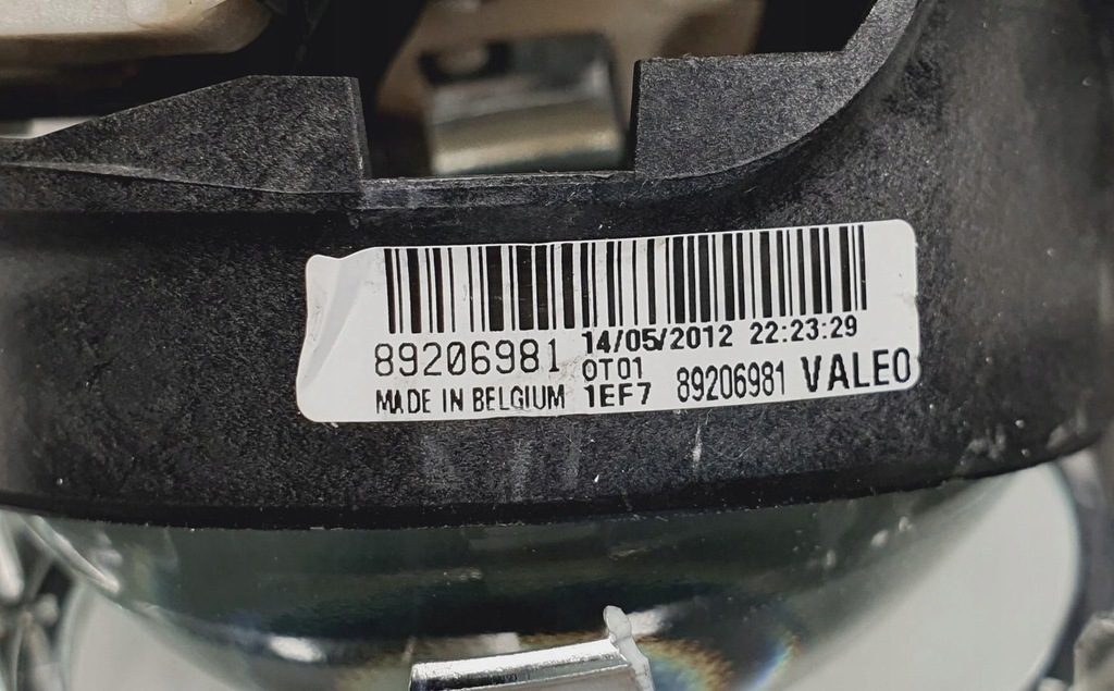 фото №7, Линза лампы правый перед discovery iv l319