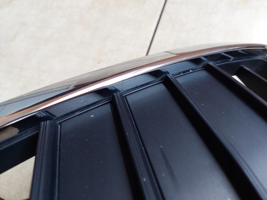 фото №5, Решітка радіатора - решітка радіатора - audi a6 c8 - 4k0