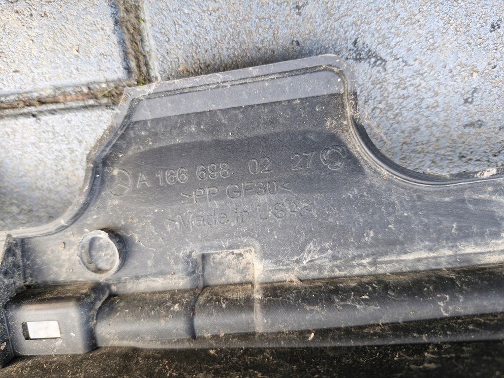 фото №10, Mercedes gle w166 amg накладка порог молдинг порог направляющая левая правая 996