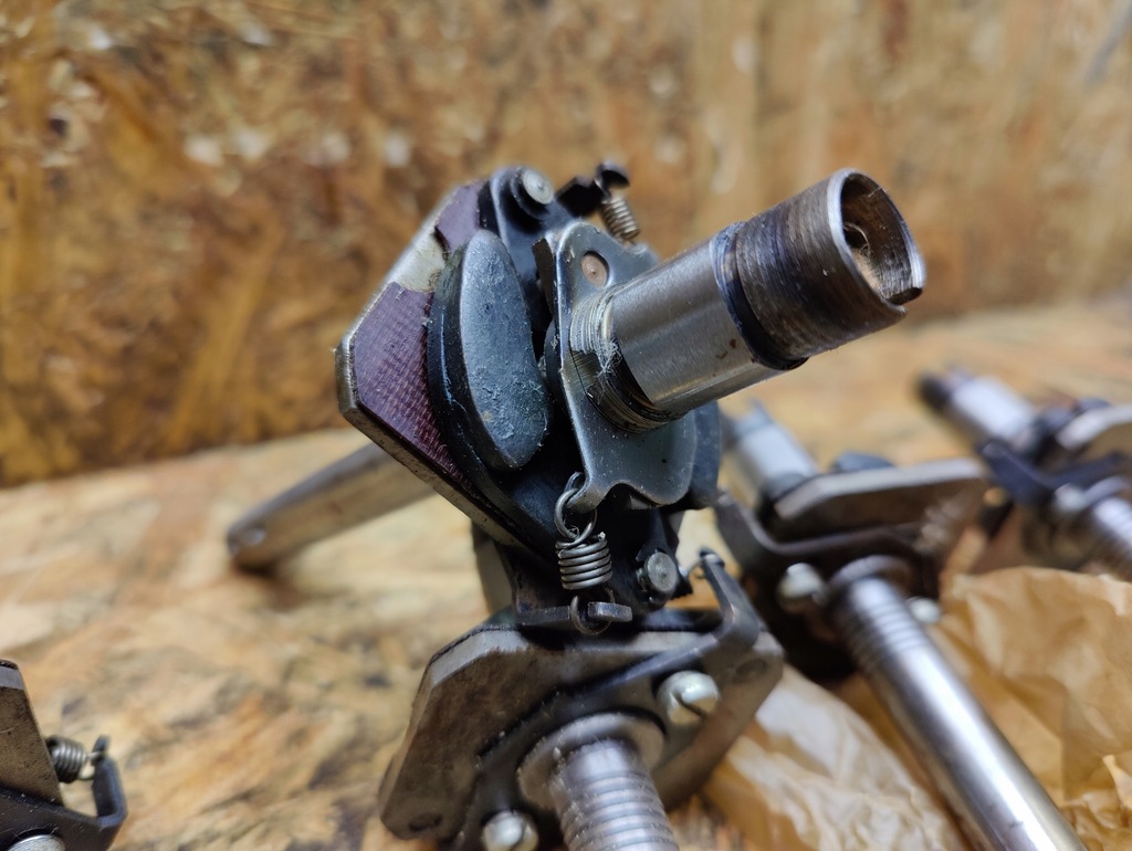 фото №5, Вал oś апарата запалювання warszawa żuk nysa