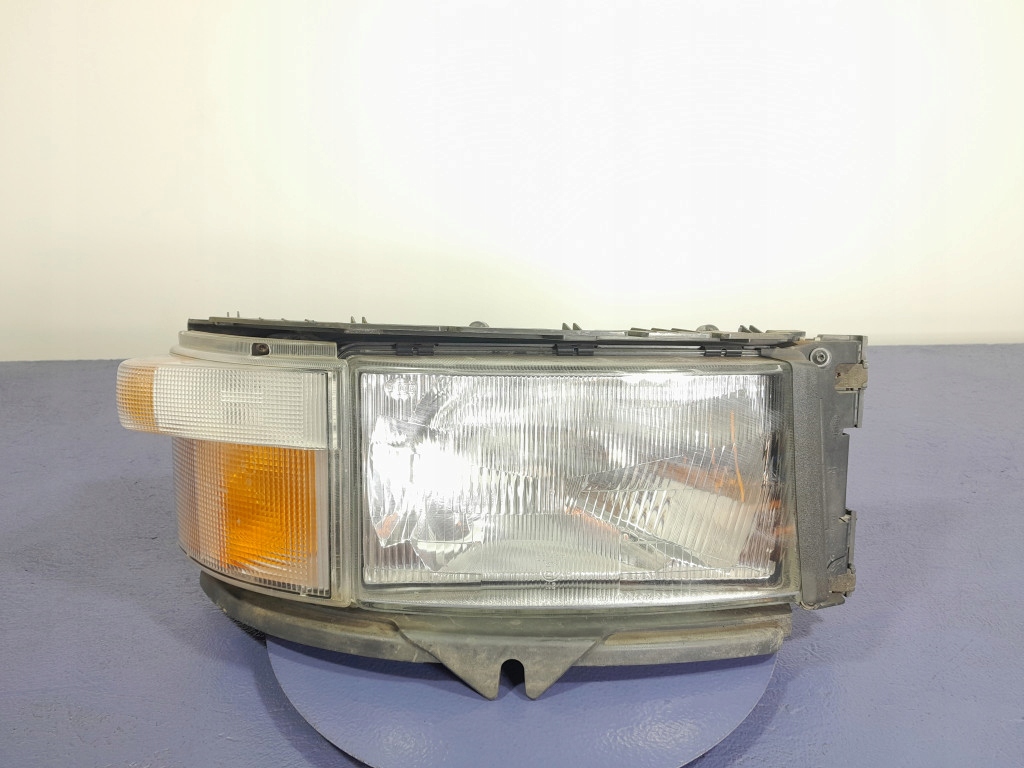 фото №1, Scania r фара лампа перед правий поворотник eu