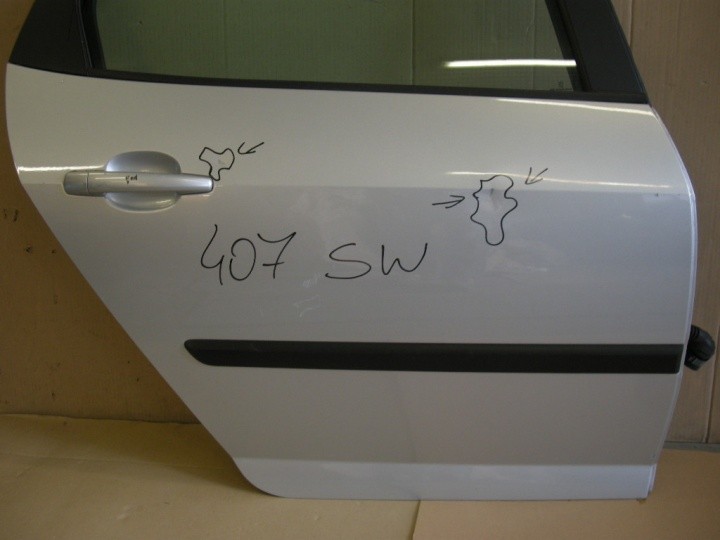 фото №2, Peugeot 407 sw combi дверь правое задняя