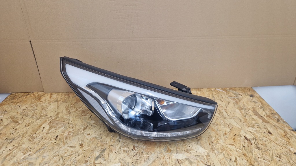 фото №1, Лампа ліва перед ix35 звичайна led лінза