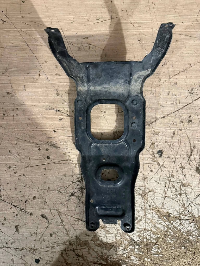 фото №2, Кронштейн радара mercedes gle gls w167