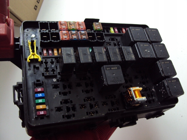 фото №4, Коробка запобіжників maserati levante 3.0d 2016-