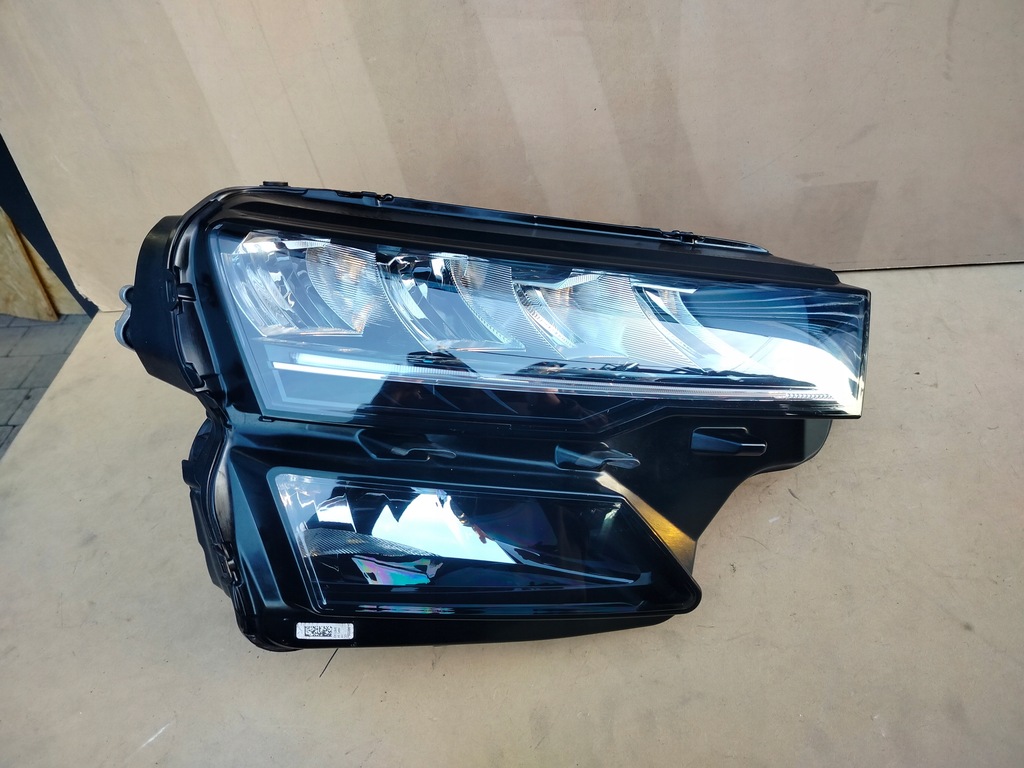 фото №1, Skoda karoq lift led лампа правая