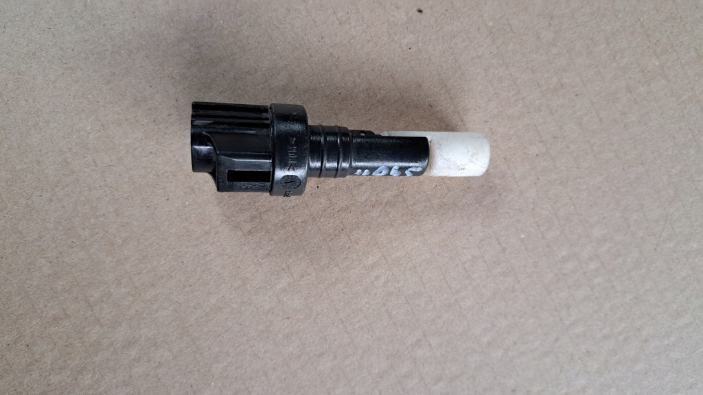 фото №1, Датчик уровня жидкость омывателя volvo v50 s40 ii