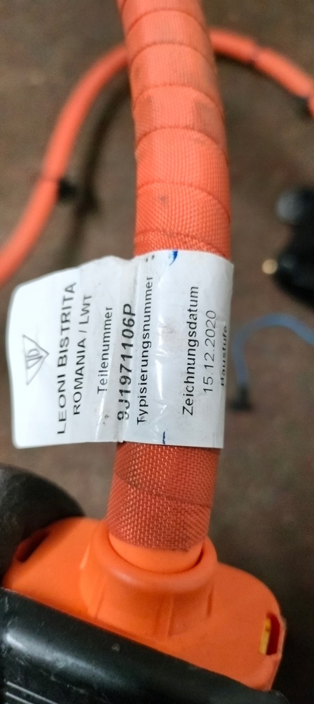 фото №5, Разъём шланг зарядки porsche taycan 9j1