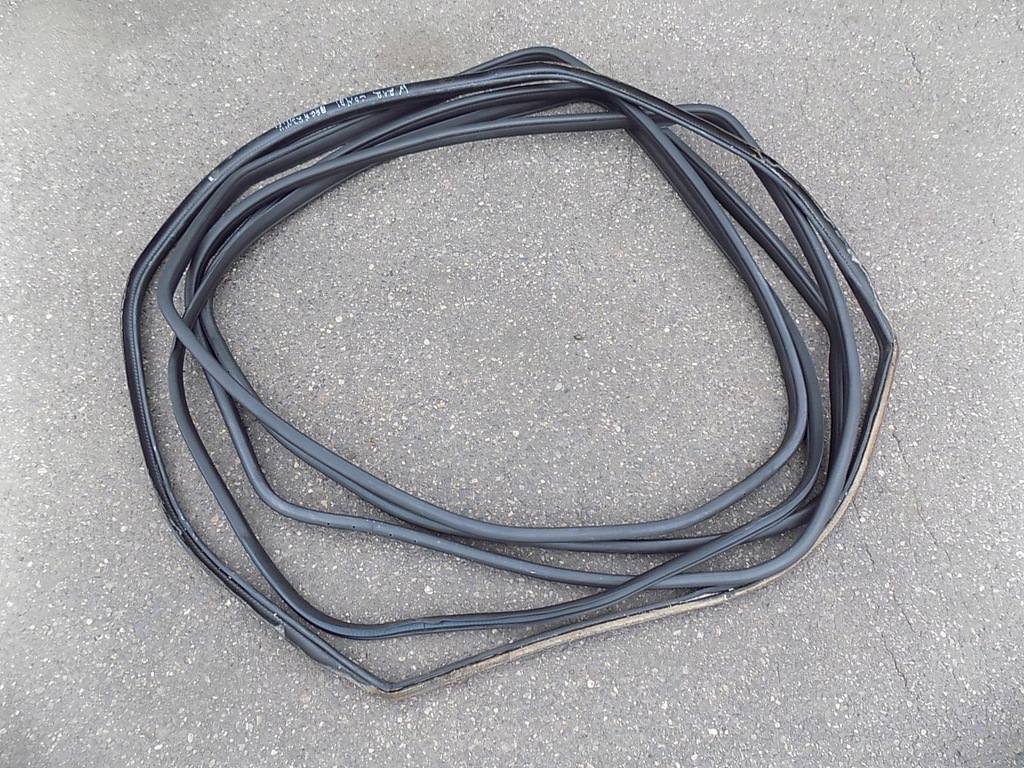 фото №1, Mercedes w212 kombi ущільнювачі двері кришки